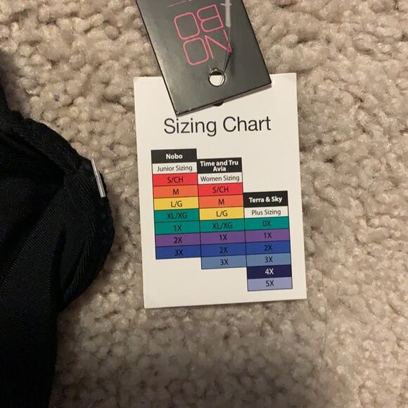 No Boundaries Black Knot Front Triangle Bikini Top Sz M - NWT - Picture 6 of 7